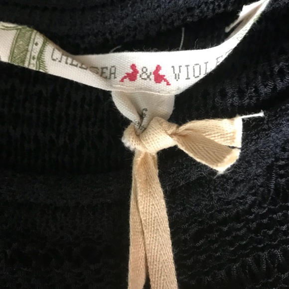 Chelsea & Violet Fringe Sweater. Size XS - Picture 6 of 6